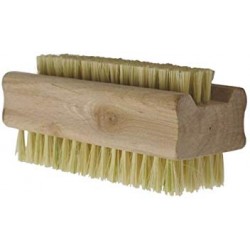Nagelbürste aus Holz